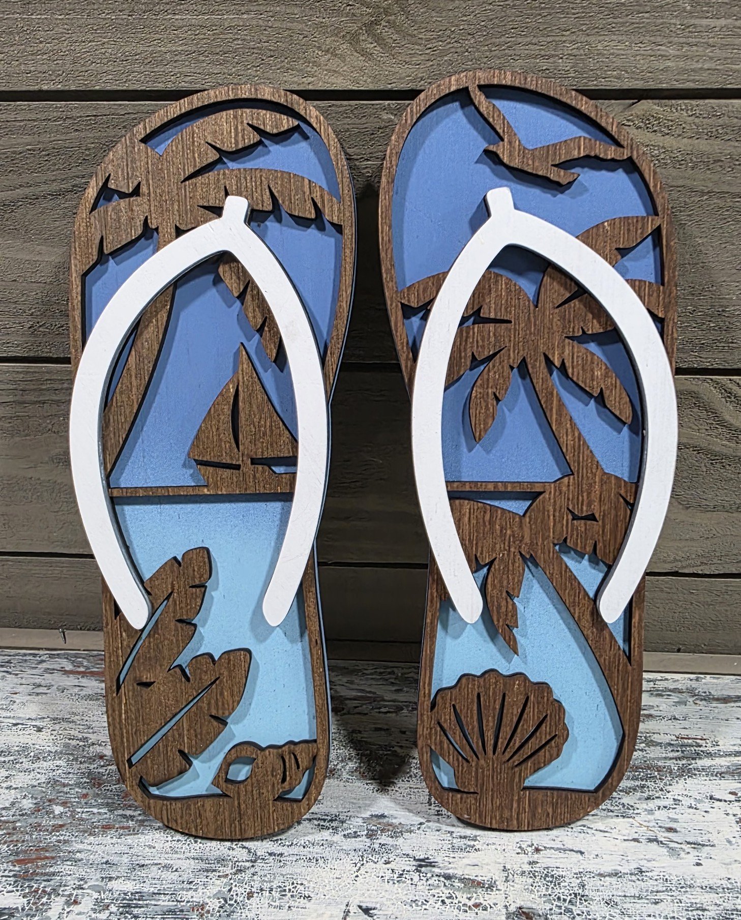 Flip Flop Wall Decor with Flamingos